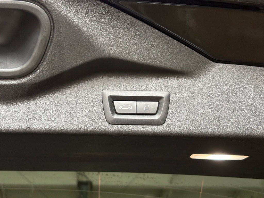 Used 2026 BMW X5 sDrive40i RWD image 17
