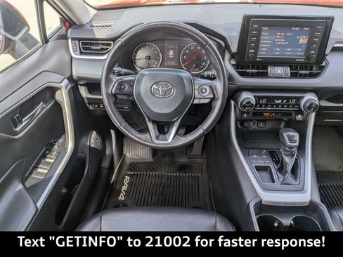 Used 2020 Toyota RAV4 XLE Premium FWD image 19