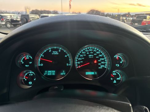 Used 2014 GMC Sierra 3500 Denali image 20