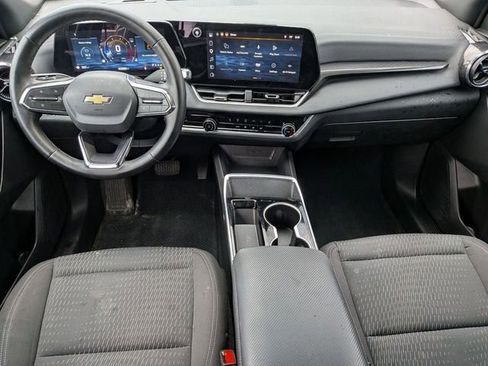 Used 2025 Chevrolet Equinox LT FWD image 25