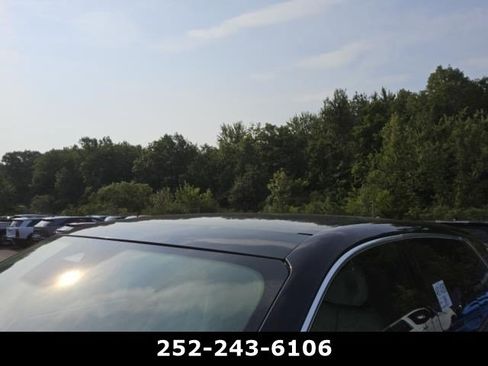 Used 2026 Cadillac Escalade IQ Luxury 1 AWD/4WD image 6