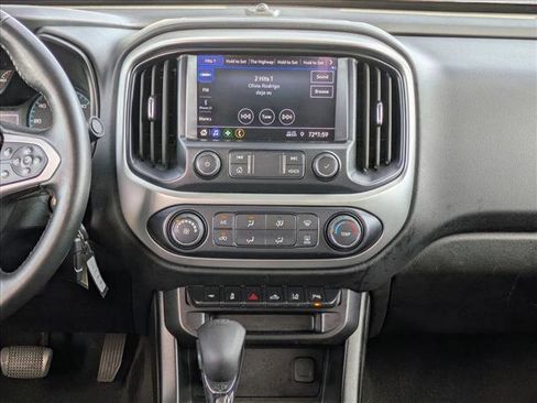 Used 2022 Chevrolet Colorado LT w/ Safety Package image 14