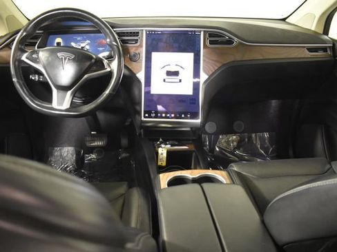 Used 2016 Tesla Model X 90D AWD/4WD image 31