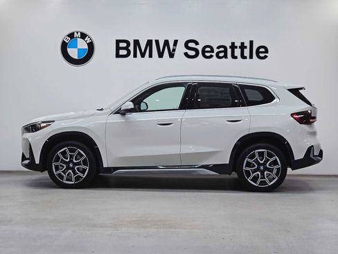 New 2026 BMW X1 xDrive28i image 3