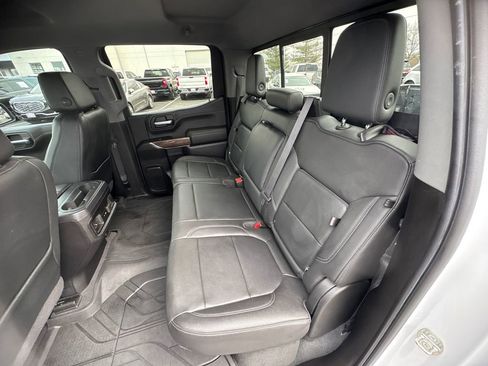 Used 2019 Chevrolet Silverado 1500 RST image 11