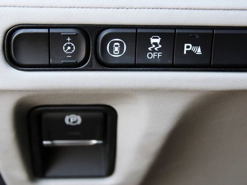 Used 2023 Acura MDX FWD w/ Technology Package image 32