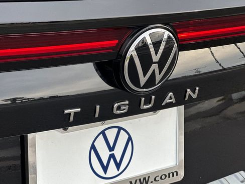 New 2026 Volkswagen Tiguan S FWD image 7