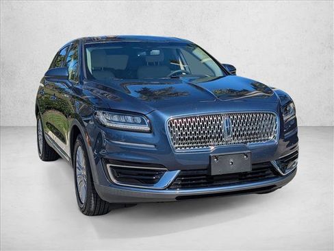 Used 2019 Lincoln Nautilus FWD image 3