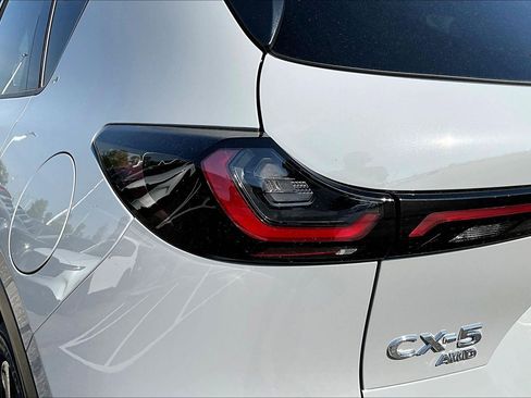 New 2026 MAZDA CX-5 Preferred AWD/4WD image 18