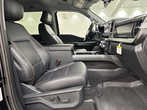 New 2025 Ford F250 Lariat w/ Lariat Ultimate Package image 19