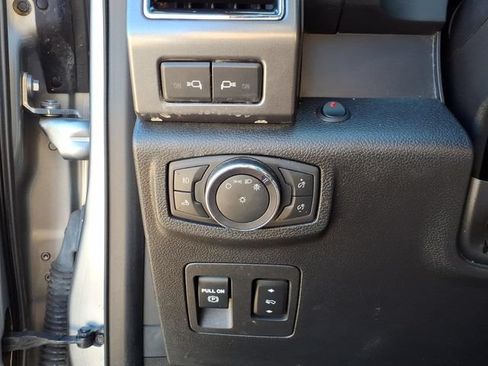 Used 2020 Ford F150 XLT w/ Equipment Group 302A Luxury AWD/4WD image 15