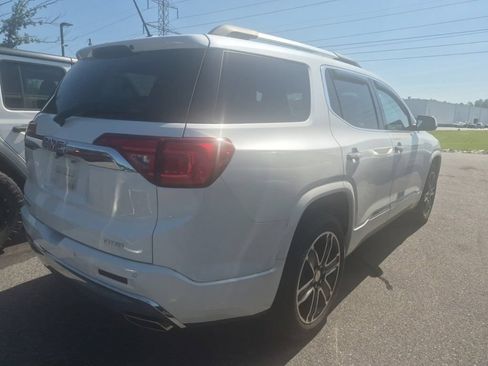 Used 2017 GMC Acadia Denali w/ Technology Package AWD/4WD image 2