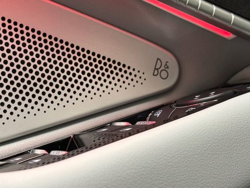 New 2026 Ford Explorer Platinum w/ LUX Leather Package image 38