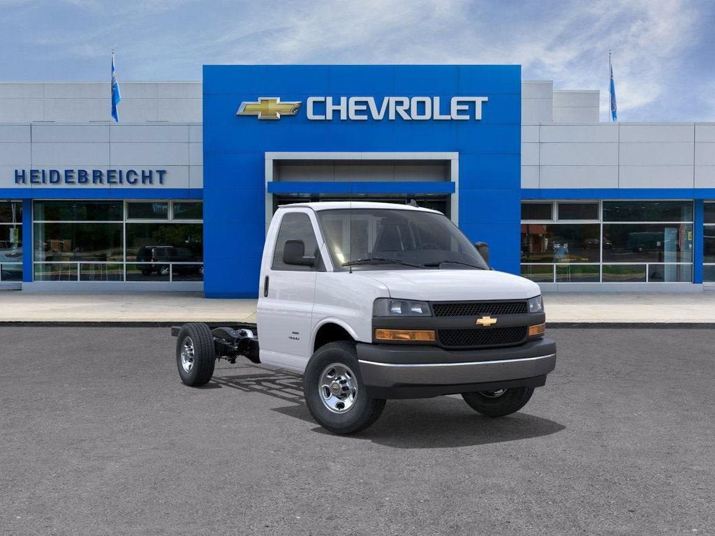 New 2026 Chevrolet Express 3500 w/ Power Convenience Package RWD image 1