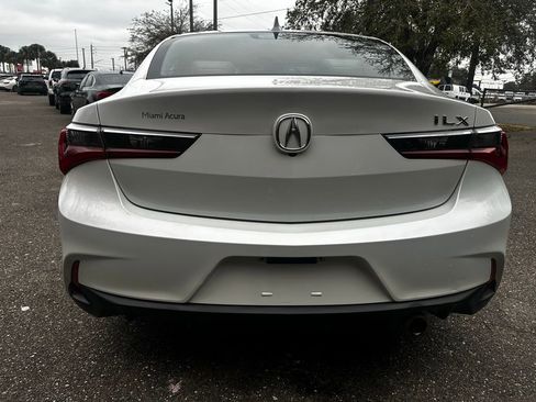 Used 2019 Acura ILX w/ Premium Package image 10