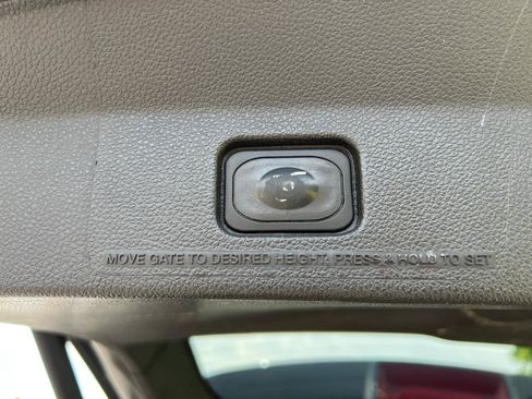 Used 2013 Ford Explorer XLT FWD image 40