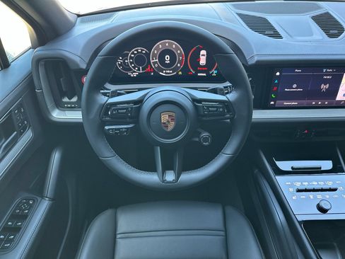 New 2026 Porsche Cayenne AWD/4WD image 16