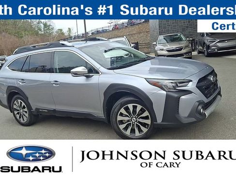Used 2023 Subaru Outback Touring XT image 2