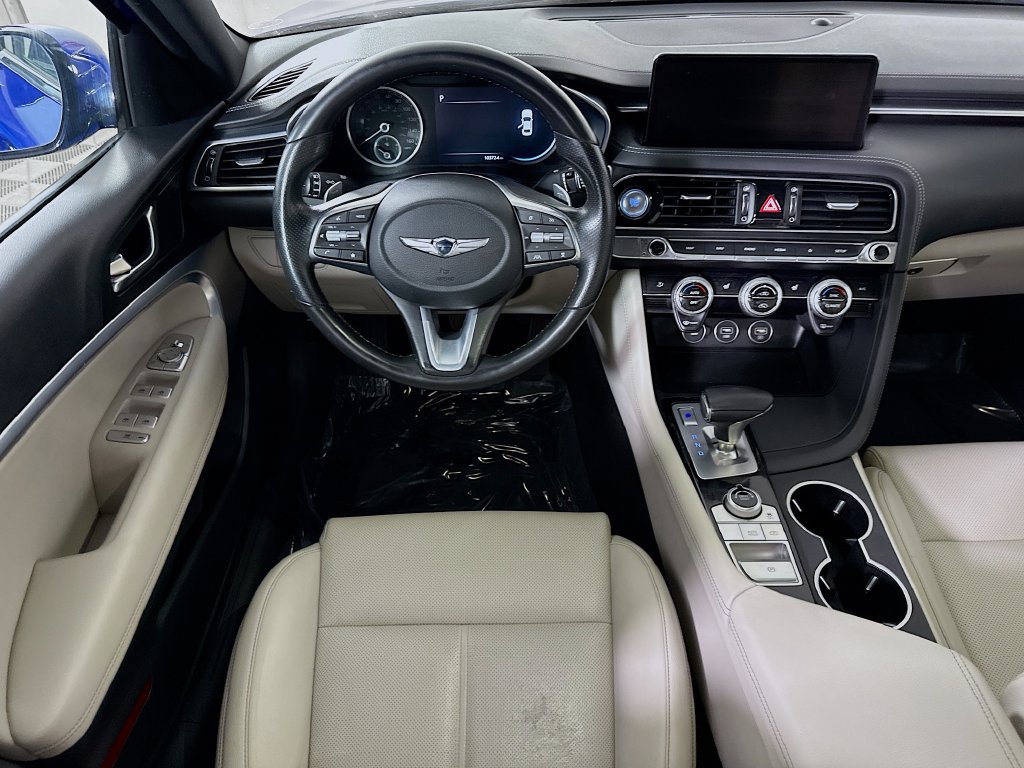 Used 2022 Genesis G70 2.0T RWD image 3