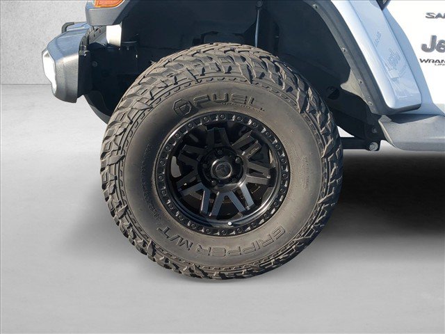 Used 2019 Jeep Wrangler Unlimited Sahara AWD/4WD image 23