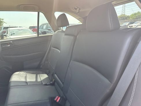 Used 2018 Subaru Outback 2.5i Limited AWD/4WD image 11