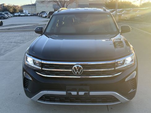 Used 2023 Volkswagen Atlas SE w/ Black Wheel Package image 3