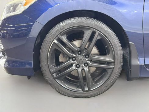 Used 2016 Honda Accord Sport image 29
