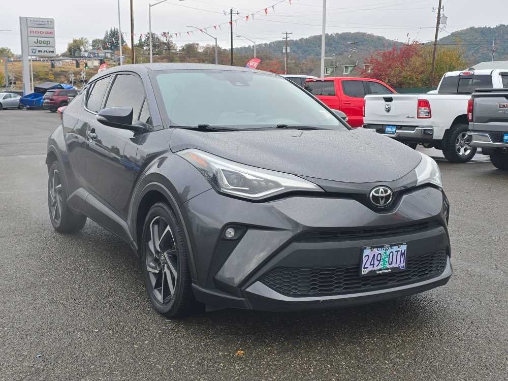 Used 2021 Toyota C-HR XLE FWD image 11