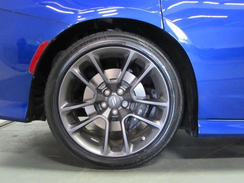 Used 2022 Dodge Charger Scat Pack w/ Plus Group RWD image 9