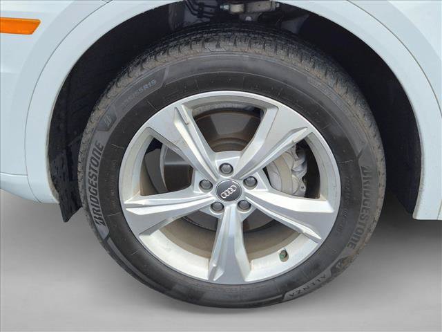 Used 2020 Audi Q5 2.0T Premium Plus w/ Premium Plus Package AWD/4WD image 10