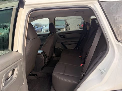 Certified 2026 Nissan Rogue S AWD/4WD image 7