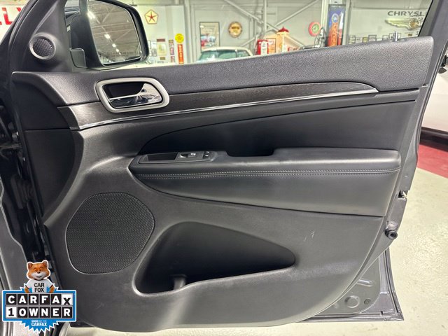 Used 2018 Jeep Grand Cherokee Limited AWD/4WD image 48