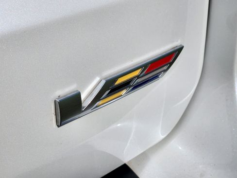 Certified 2023 Cadillac Escalade ESV V AWD/4WD image 30