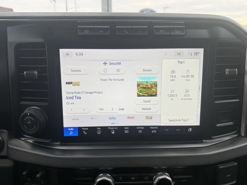 Used 2023 Ford F350 Platinum image 16