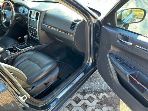 Used 2008 Chrysler 300 C image 14