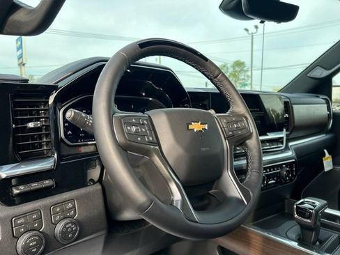New 2026 Chevrolet Silverado 1500 High Country w/ Technology Package AWD/4WD image 31