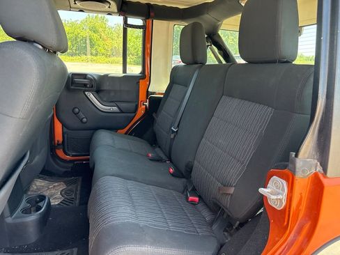Used 2011 Jeep Wrangler Unlimited Sport AWD/4WD image 28