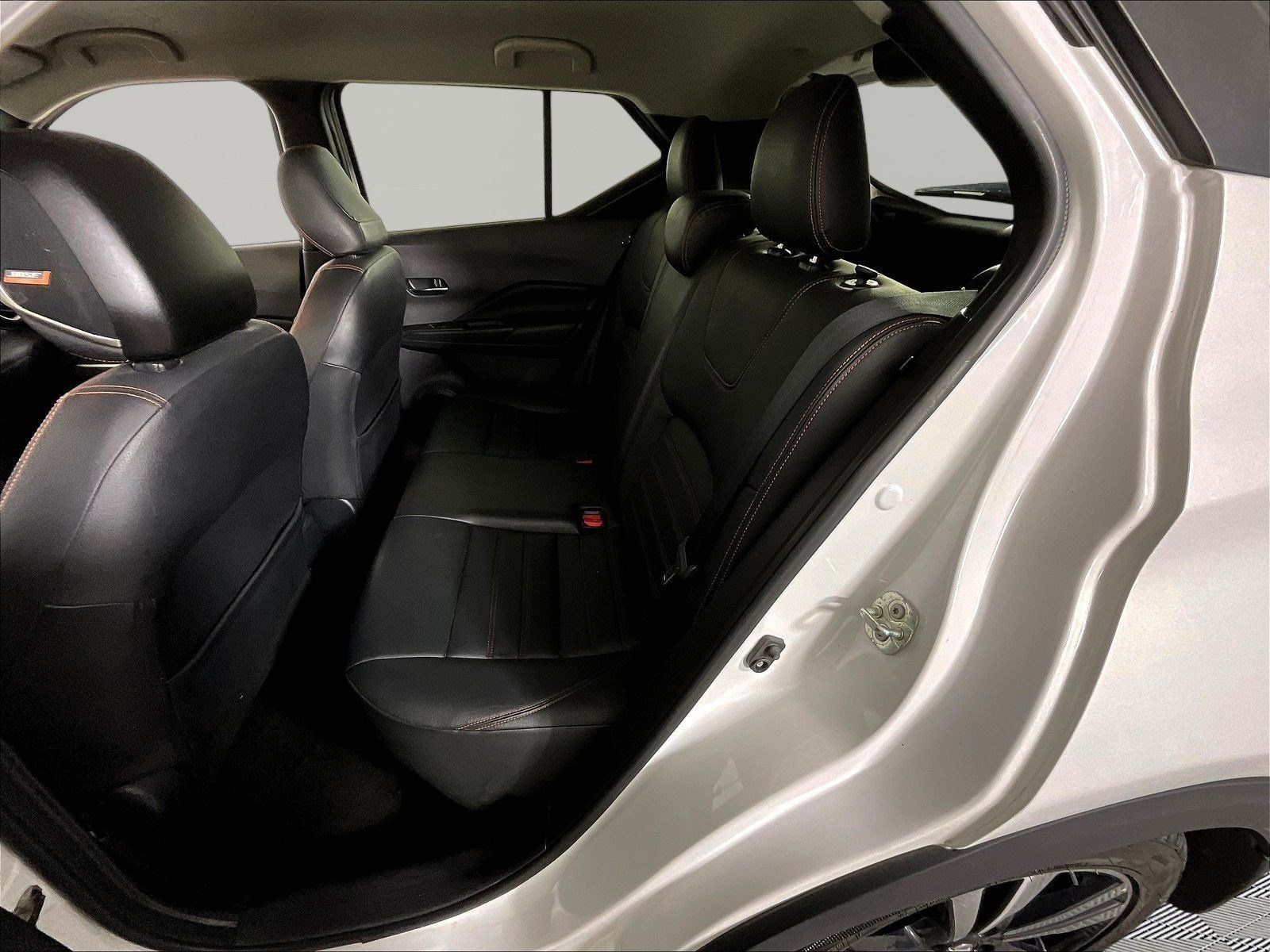 Used 2019 Nissan Kicks SR w/ SR Premium Package FWD image 21