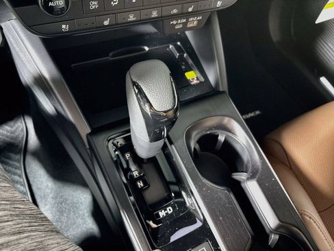 New 2026 Subaru Outback Touring XT AWD/4WD image 18