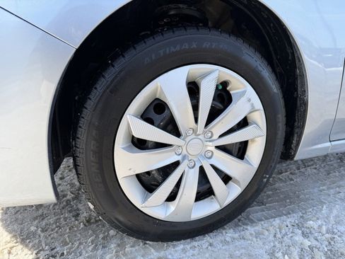 Used 2017 Subaru Impreza 2.0i image 30