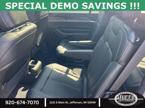 New 2025 Jeep Grand Cherokee L Limited w/ Luxury Tech Group II image 6