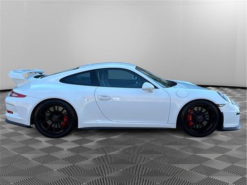 Used 2014 Porsche 911 GT3 w/ Carbon Interior Package RWD image 6