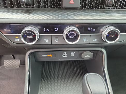 Used 2025 Honda CR-V Sport image 33