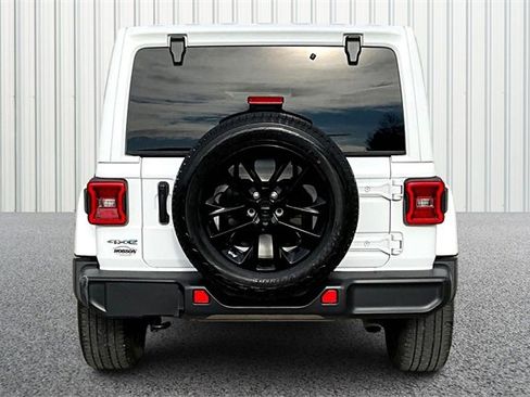 Used 2021 Jeep Wrangler Unlimited Sahara image 4