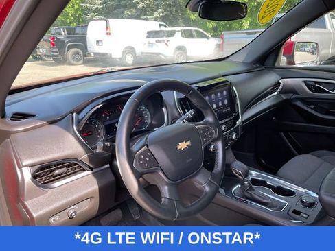 Used 2023 Chevrolet Traverse LT FWD image 11