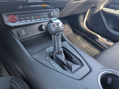 Certified 2025 Ford Mustang Coupe RWD image 31