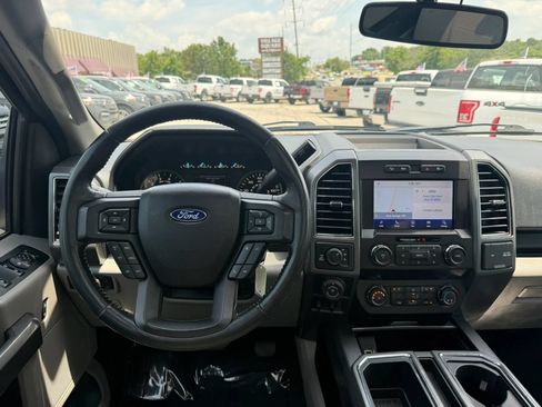 Used 2020 Ford F150 XLT w/ Equipment Group 302A Luxury AWD/4WD image 13