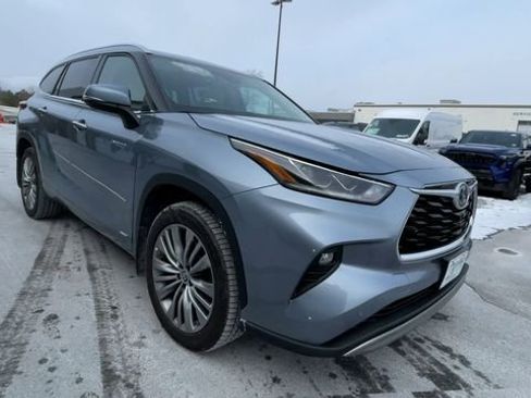 Certified 2021 Toyota Highlander Platinum image 8