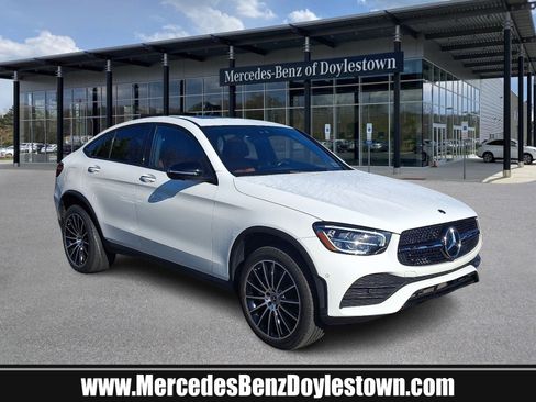 Certified 2022 Mercedes-Benz GLC 300 4MATIC Coupe image 1