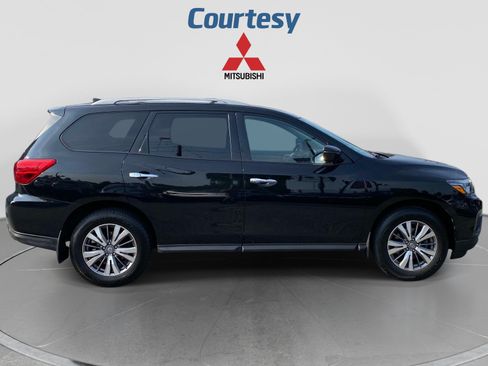 Used 2020 Nissan Pathfinder S AWD/4WD image 7